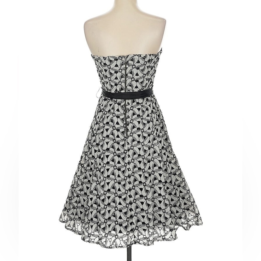 Moulinette Soeurs Floral Aplique Strapless Dress - Picture 3 of 10